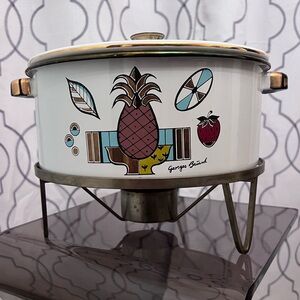 Georges Briard Ambrosia Enamel Pot, Lid, and Stand